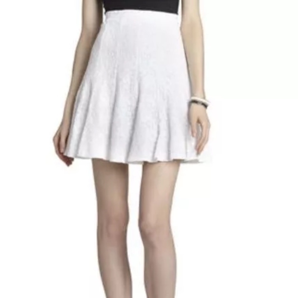 NWT BCBG MAXAZRIA Quinnie white lace skirt, size 10